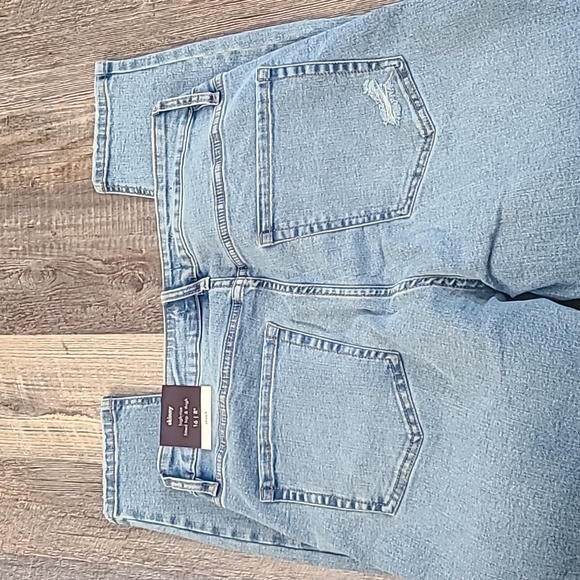 High Rise Skinny Jeans - Picture 6 of 9